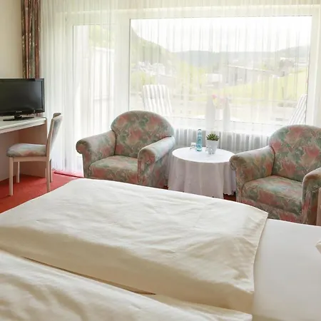 Gaestehaus Kramer - Emde Pensjonat 3*