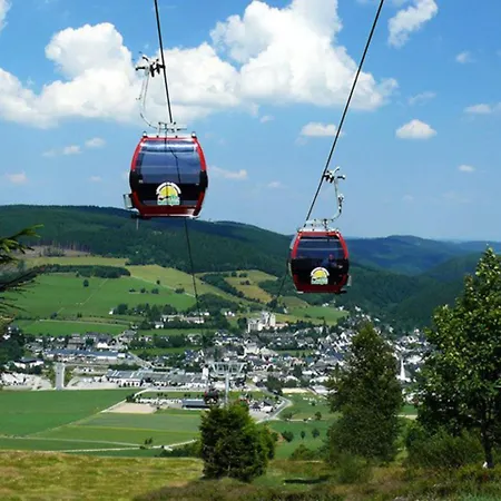 Pensjonat Gaestehaus Kramer - Emde 3*