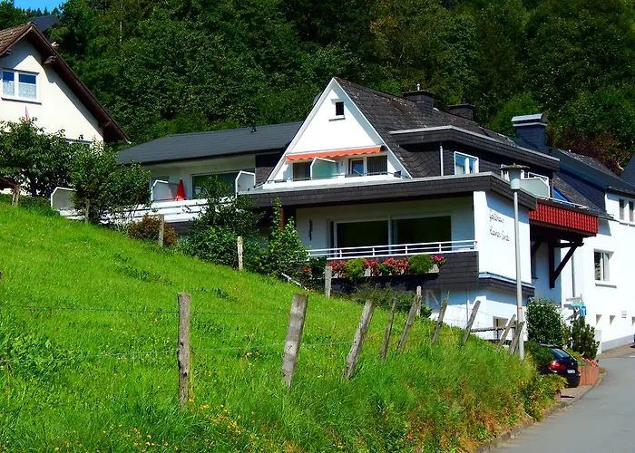 Gaestehaus Kramer - Emde Pensión